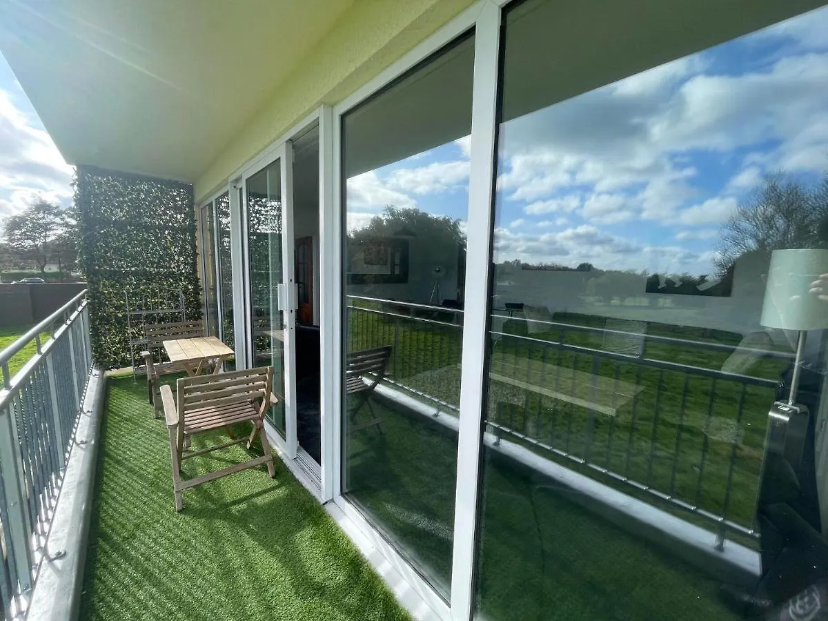 3 Bedroom Apartment With Golf Course View Newcastle upon Tyne Storbritannien